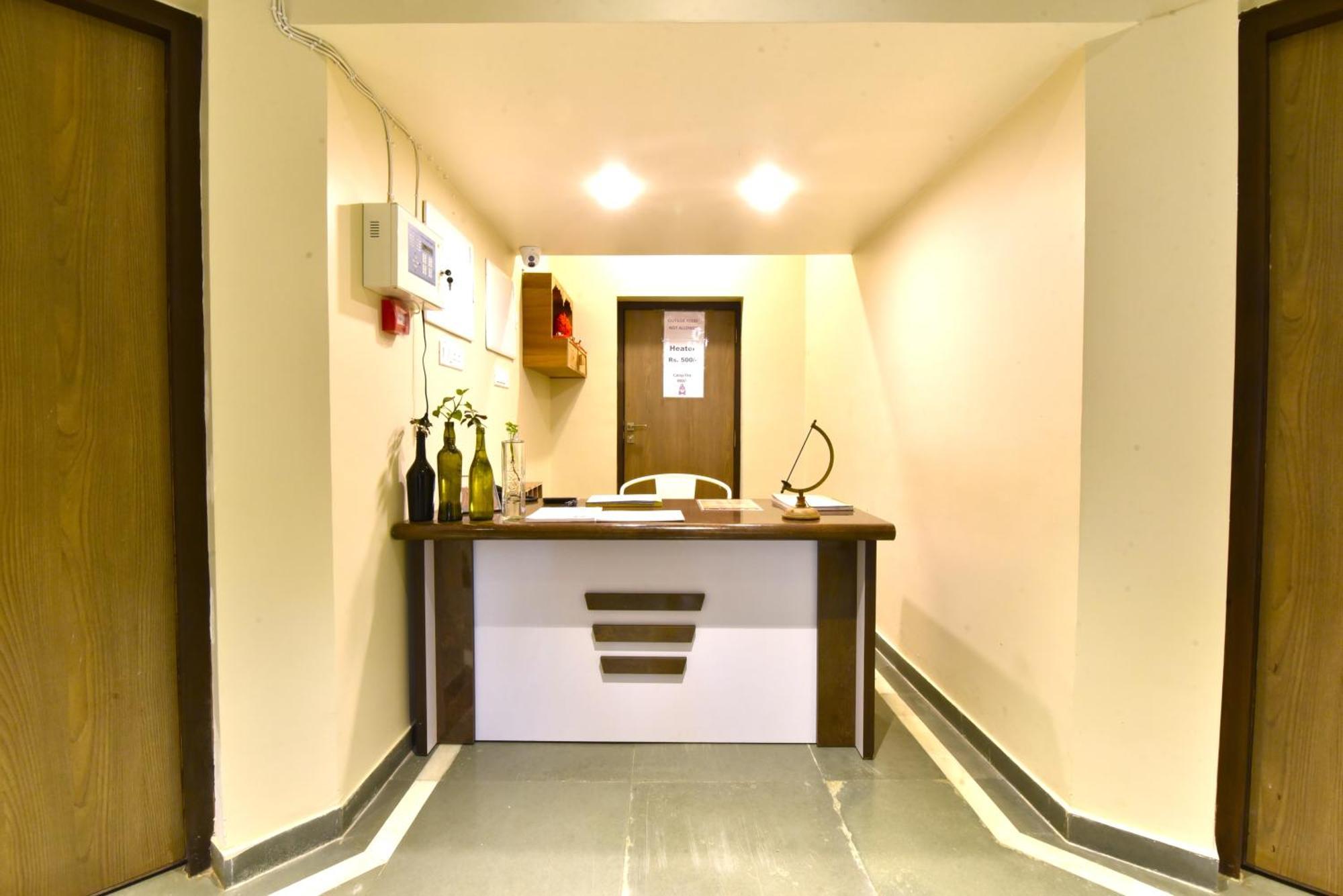 Bunglow 14, Rooms With Balcony Mount Abu Eksteriør bilde