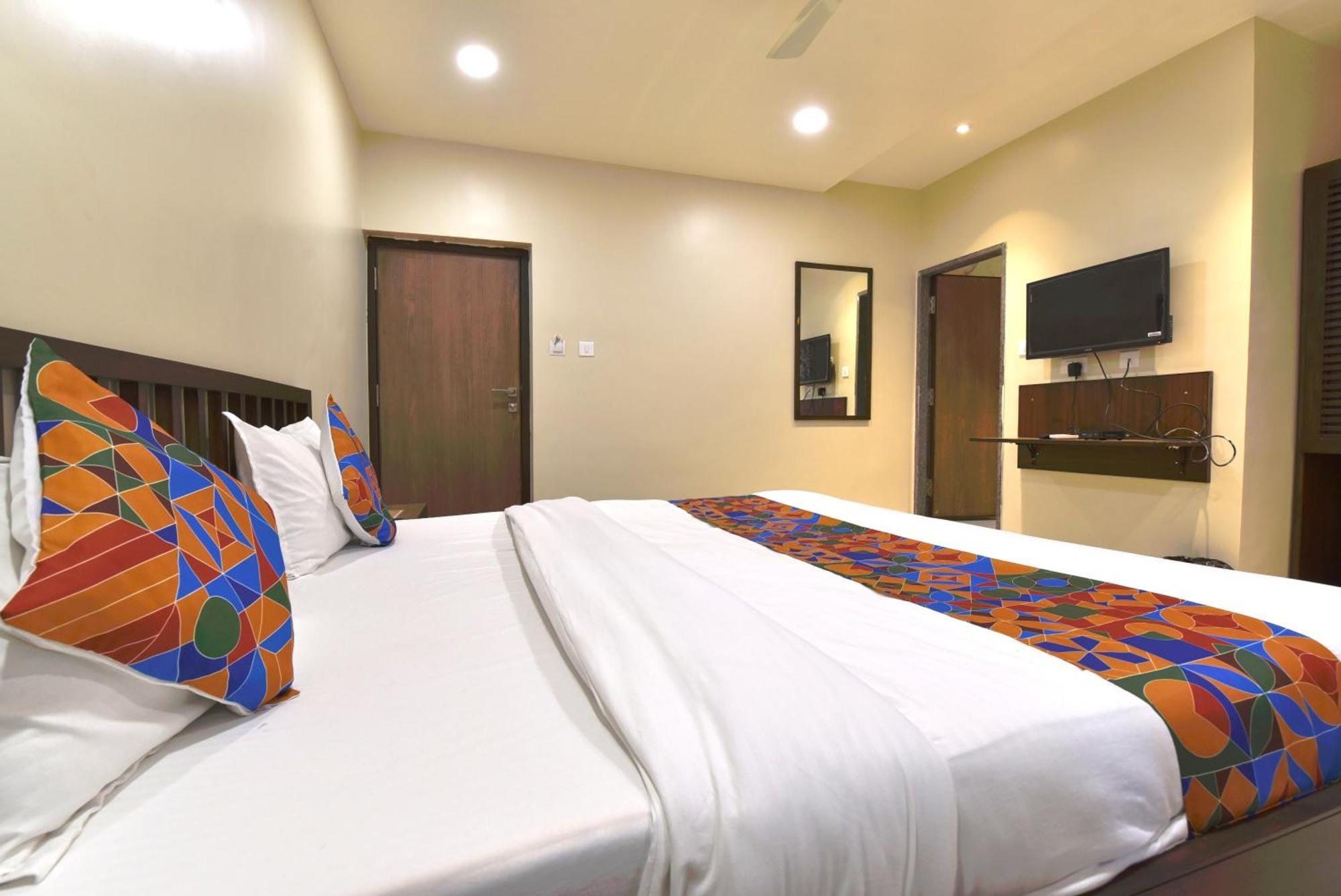 Bunglow 14, Rooms With Balcony Mount Abu Eksteriør bilde