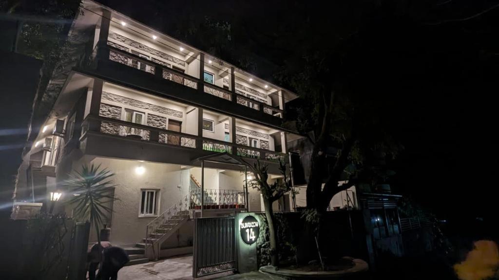 Bunglow 14, Rooms With Balcony Mount Abu Eksteriør bilde